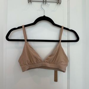Brand new Skims bralette with tag